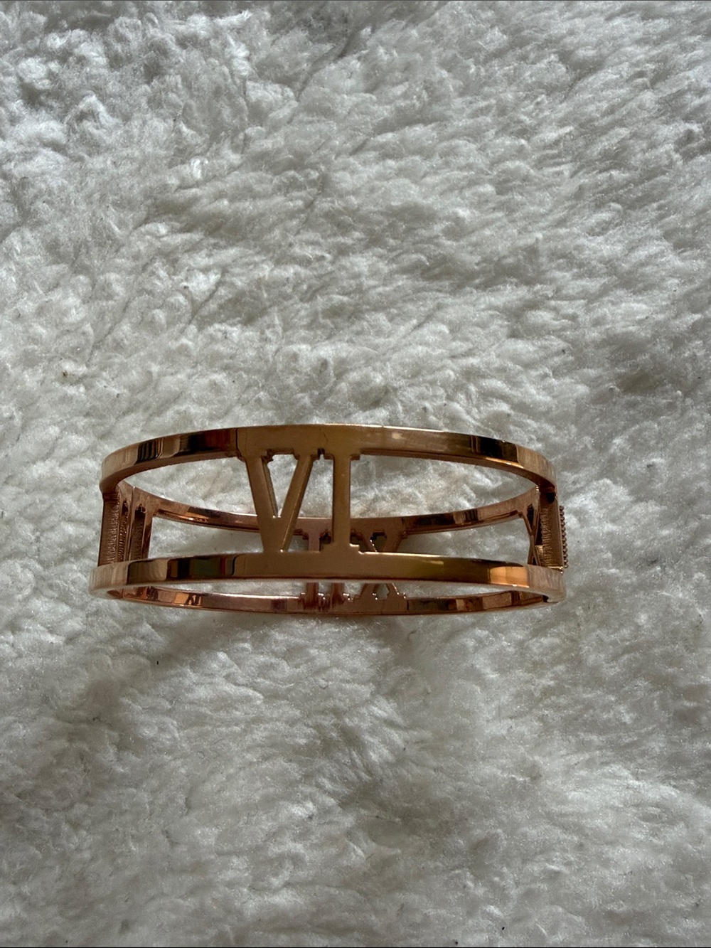 Rose Gold Fashion Roman Bangle